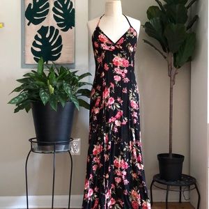 Forever 21 Floral Low Cut Back Maxi Dress